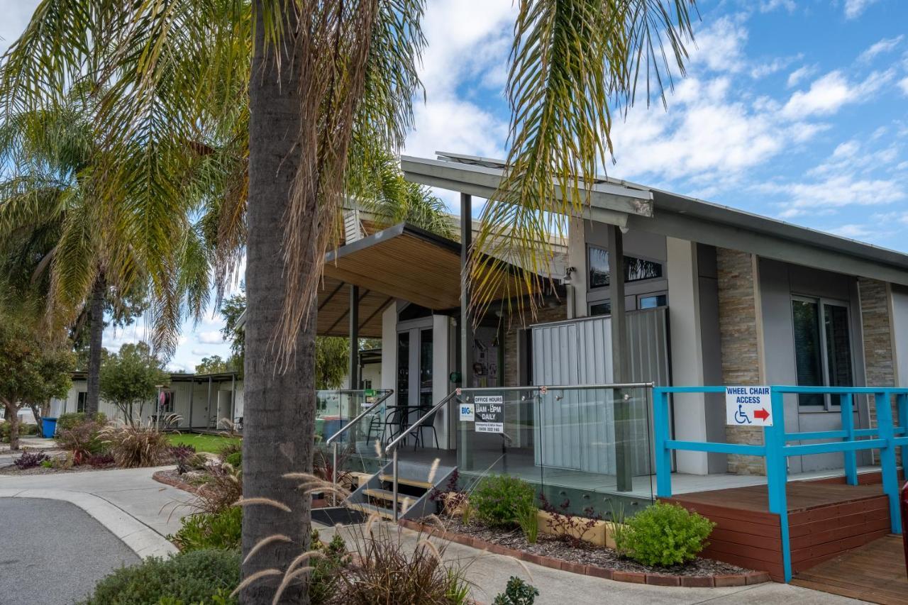 Big4 Perth Midland Tourist Park Hotel Middle Swan Exterior photo